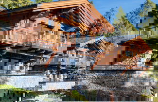 Photo 1 - Attractive Chalet on the Ski-slopes