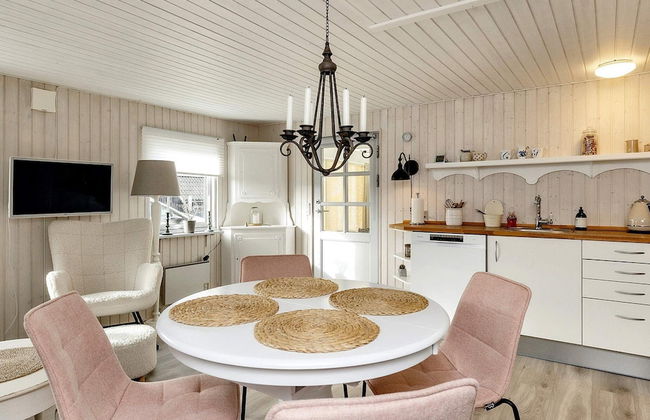 4 Person Holiday Home in Karrebaeksminde - Foto 4