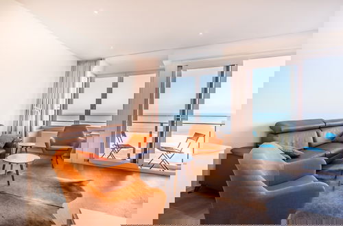 Photo 11 - Apartment on Zeedijk With Stunning Sea View