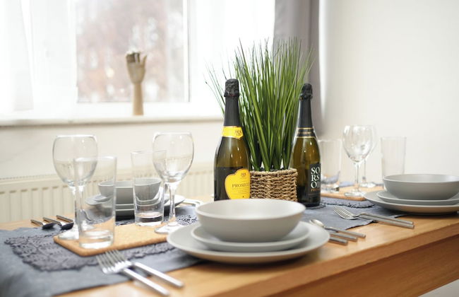 Balcony-freeparking-centrallocation-familyfriendly - Foto 12