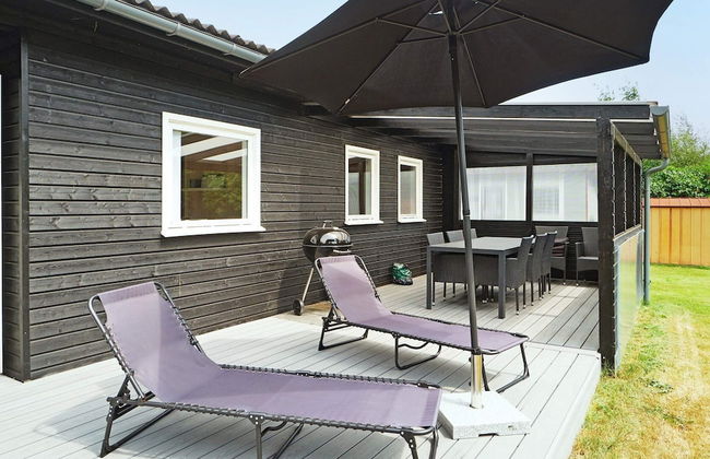 6 Person Holiday Home in Hojby - Foto 32