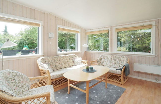 6 Person Holiday Home in Hojby - Foto 24