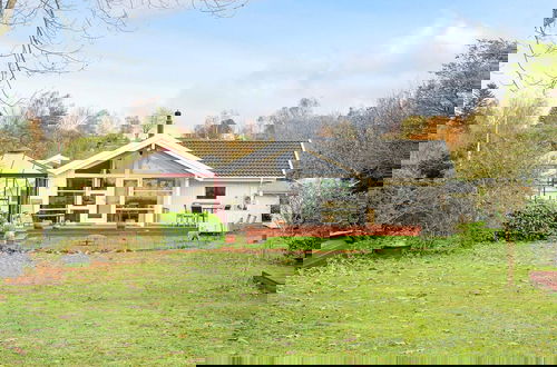 Foto 1 - 5 Person Holiday Home in Olsted