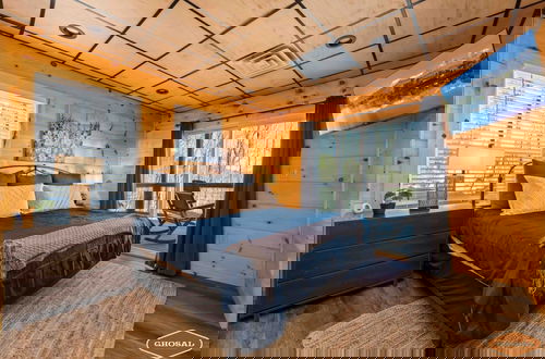 Foto 8 - Skyview Serenity by Ghosal Luxury Lodging