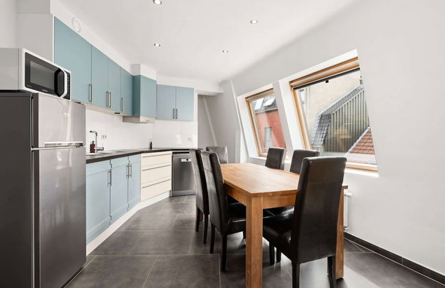 Beautiful Duplex Near Shopping Street - Foto 13