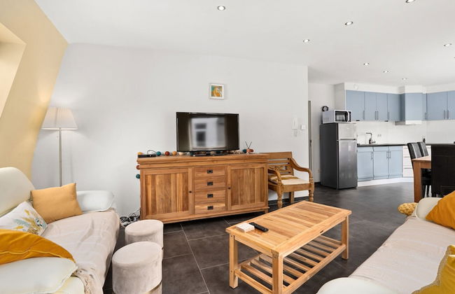 Beautiful Duplex Near Shopping Street - Foto 8