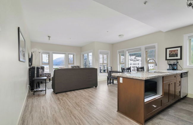 Rooftop Paradise Luxe 2BR Lake Views - Foto 19