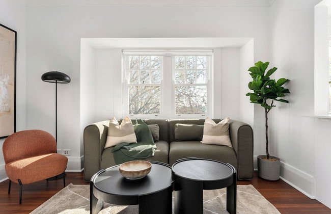 Bondi Junction Apartments by Urban Rest - Photo 13