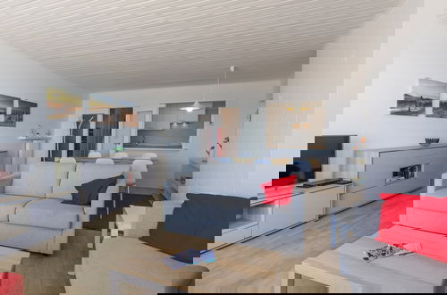 Foto 10 - Amazing Apartment Near the Center