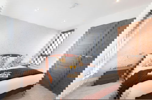 Photo 1 - Elliot Oliver - The Penthouse 2 Bedroom Apartment With Parking