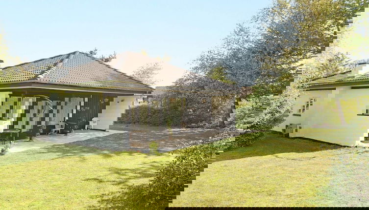 Foto 1 - 5 Person Holiday Home in Gilleleje