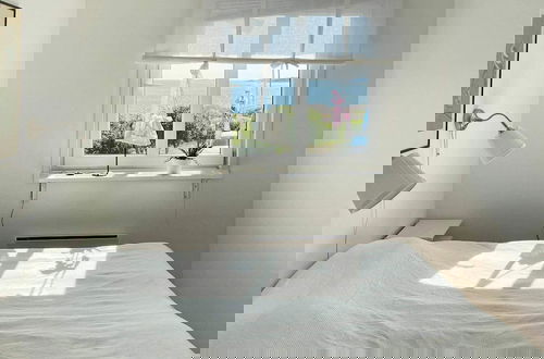 Foto 2 - 12 Person Holiday Home in Lysekil-by Traum
