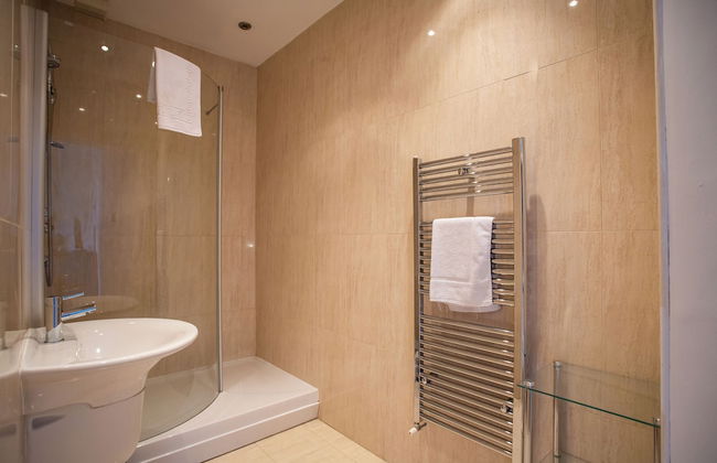 Spacious 5 Bed House Newcastle Gateshead - Foto 52