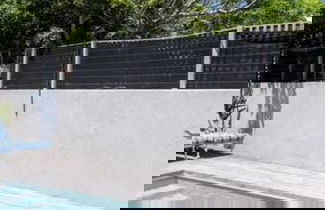 Foto 2 - Camps Bay Holiday Apartment in Secure Complex With Private Pool and Parking Houghton Views