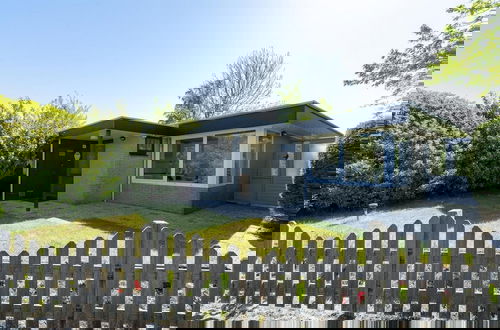 Foto 18 - Welcoming Bungalow With Garden