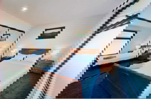 Foto 16 - Brand new House - Modern Home in Great Location
