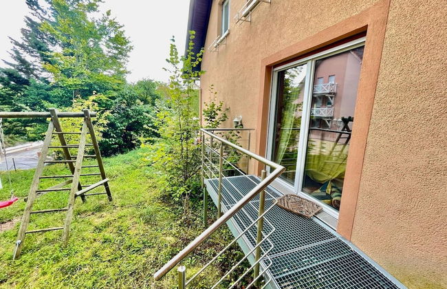 Charming Holiday Home With Garden - Photo 38