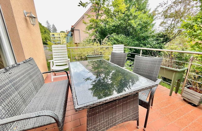 Charming Holiday Home With Garden - Photo 37