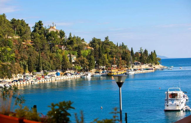 Villa With sea Views and Wellness in Rabac - Foto 21