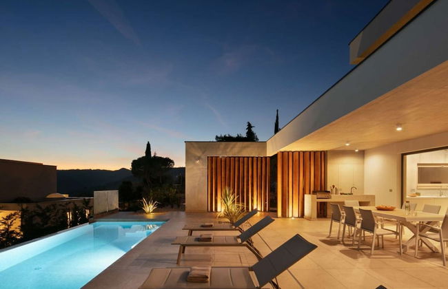 Villa With sea Views and Wellness in Rabac - Foto 1