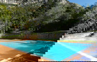 Foto 1 - Exclusive Villa Dipped in a Wide Private Park, big Pool, on the Garda Lake