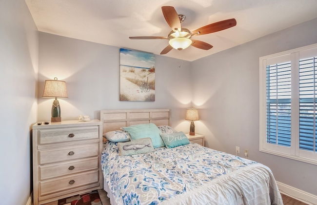Pelican Beach 0616 2 Bedroom Condo by Pelican Beach Management - Foto 5