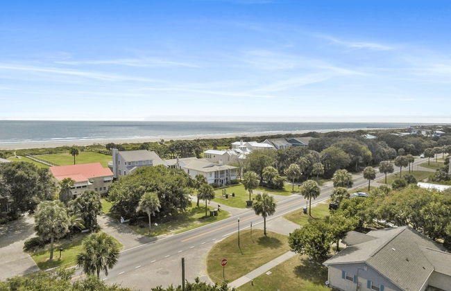 2701 Palm Boulevard by Avantstay Steps to the Beach, Ping Pong, Putting Green - Foto 42