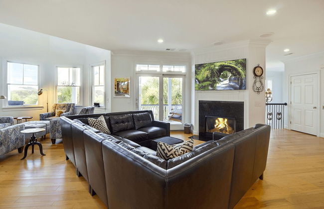 2701 Palm Boulevard by Avantstay Steps to the Beach, Ping Pong, Putting Green - Foto 40