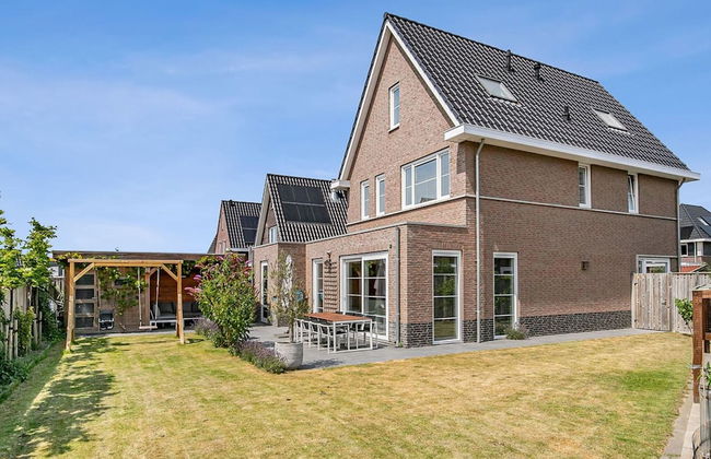 Tasteful Holiday Home in Middelburg With Garden - Foto 1