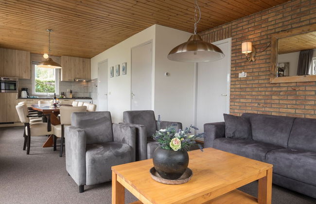 Rustic-chic Villa With Thatched Roof - Foto 5