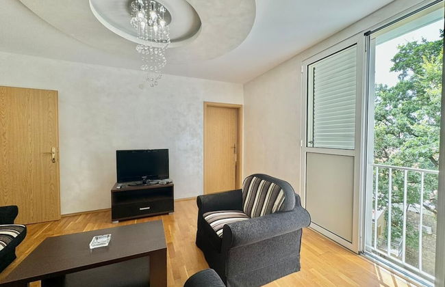 Family three bedroom Apartment Petrovac - Photo 9