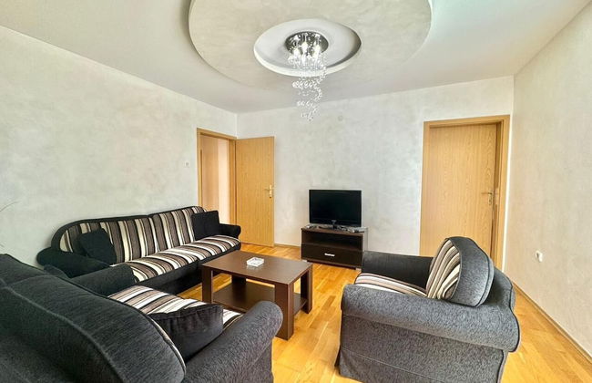 Family three bedroom Apartment Petrovac - Photo 10