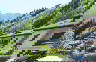 Foto 1 - Belvilla by OYO Lake-view Holiday Home With Garden