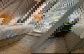 Photo 3 - Modern Spacious Apartment in Private Grounds