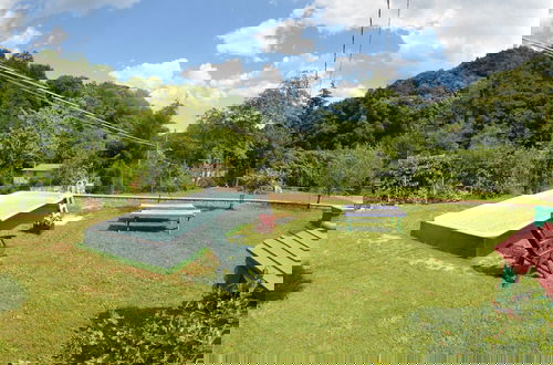 Foto 10 - Farmhouse in Pescaglia With Swimming Pool