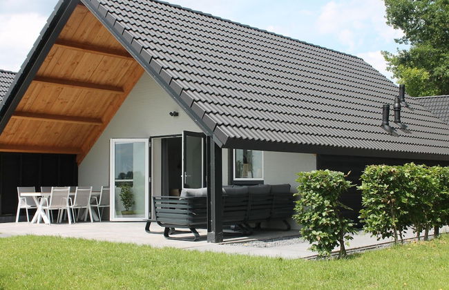Nice Holiday Home With Terrace - Foto 22