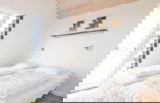 Foto 2 - 8 Person Holiday Home in Fano