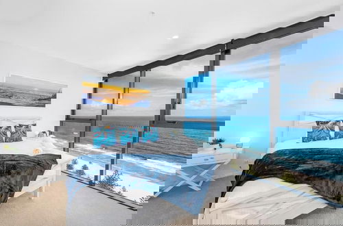 Foto 3 - Luxury 3 Bedroom Ocean View Apartment
