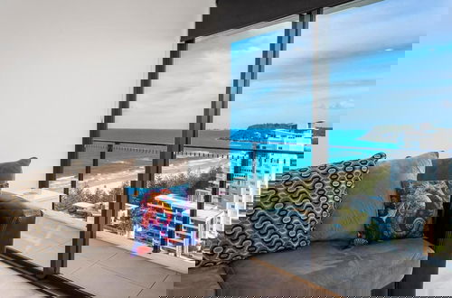 Foto 13 - Luxury 3 Bedroom Ocean View Apartment