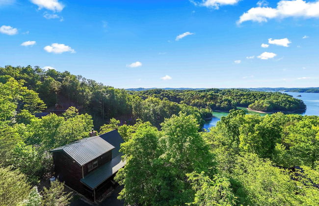Rustic 3br Cabin Near Lake w/ Hot Tub! - Photo 28