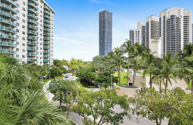 Condo Close to the Beach Pool, Gym, Tennis 2BR 6 Guests - Foto 22