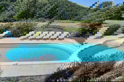 Foto 1 - Luxury House in Leobard With Private Pool