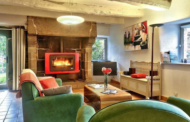 Cosy Holiday Home in Huelgoat With Terrace - Foto 8