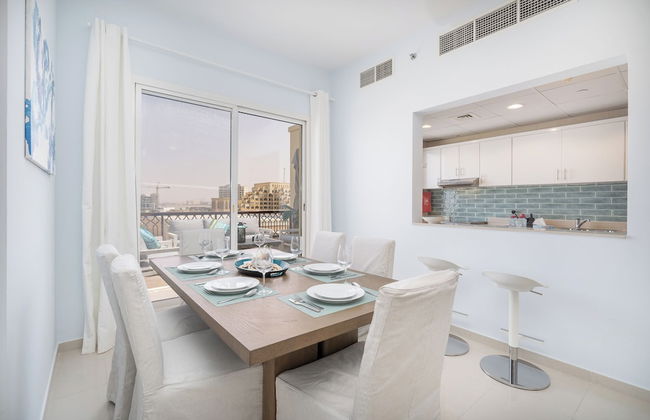 Contemporary Living by The Sea 2BD New Listing - Foto 38