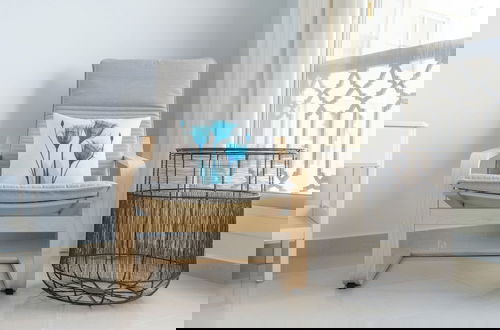 Foto 6 - Contemporary Living by The Sea 2BD New Listing