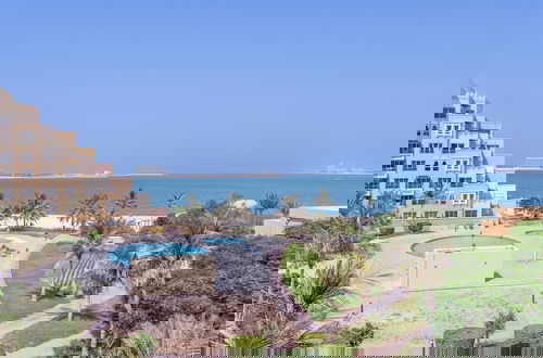 Foto 44 - Contemporary Living by The Sea 2BD New Listing