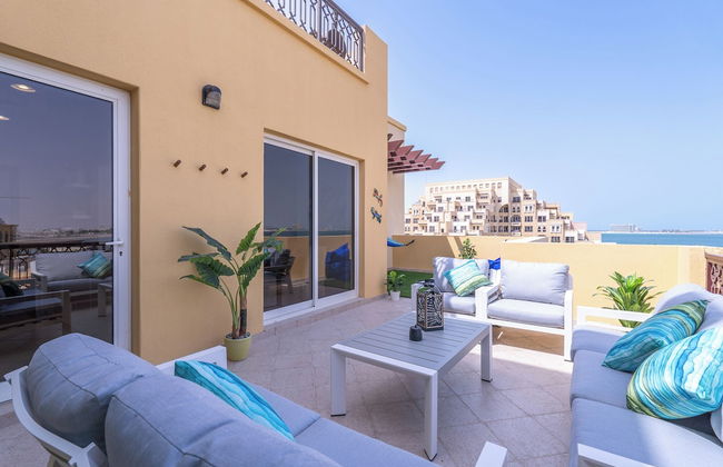 Contemporary Living by The Sea 2BD New Listing - Foto 36