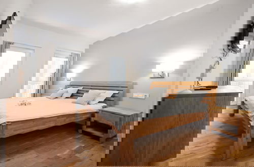 Foto 5 - Modern Holiday Home With Balcony in old Town