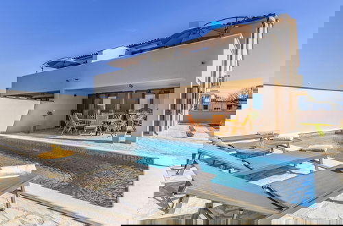 Foto 23 - Modern Home With Swimming Pool and Wellness