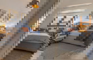 Foto 3 - Modern Home With Swimming Pool and Wellness